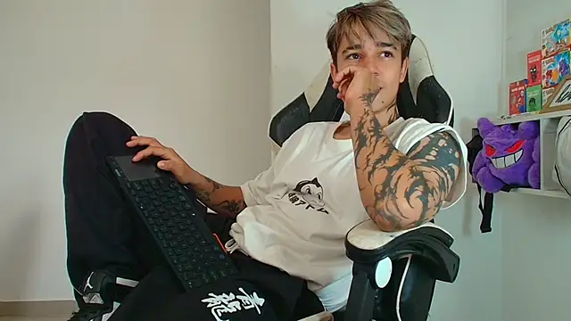 Zacktk7 online show from 3, 2, 2026