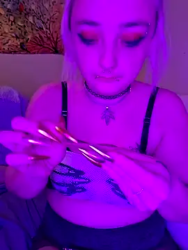 IzanamiNova online show from 1, 2, 2025