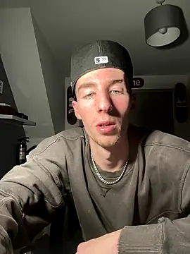 MikesWood21 online show from 2, 12, 2024