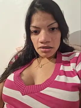 Snapshot of charllottebrasilian chatting on 16, 6, 2026 charllottebrasilian online show from 16, 6, 2026