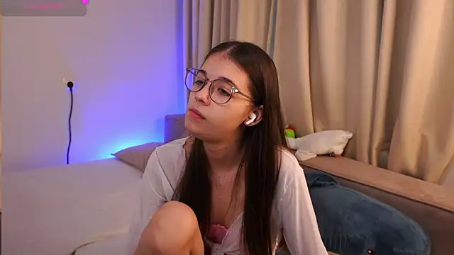 Snapshot of Leela_sun chatting on 3, 7, 2026 Leela sun online show from 3, 7, 2026