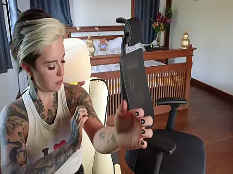 Alexandersonxo online show from 19, 3, 2026