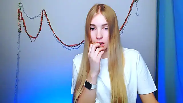 Queen ofLove online show from 19, 12, 2025