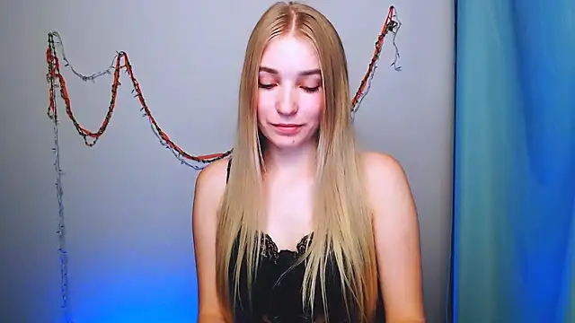 Queen ofLove online show from 16, 12, 2025