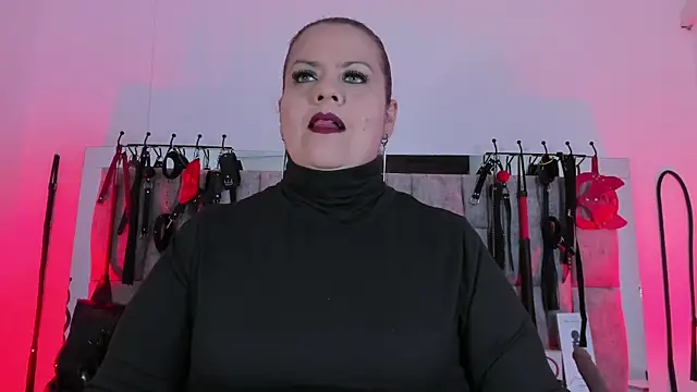 vanessa moka online show from 24, 7, 2026