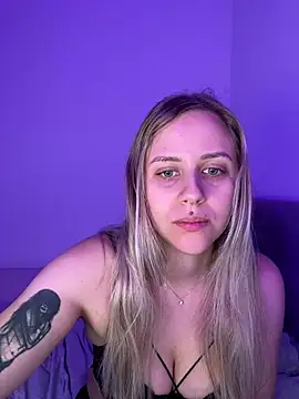 lunawolf21 online show from 18, 2, 2026