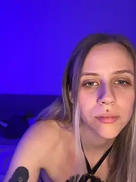 lunawolf21 online show from 14, 12, 2024