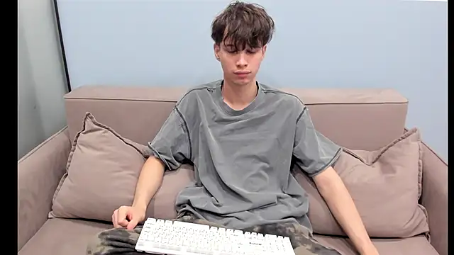 Im Shine Guy online show from 18, 10, 2025