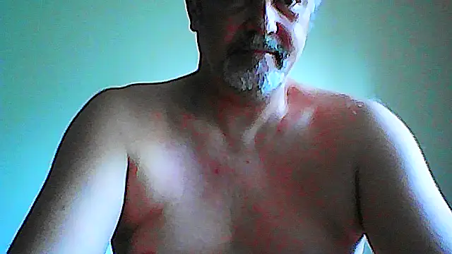 GayPourToi online show from 21, 10, 2025