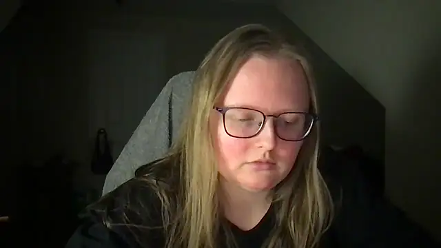 Snapshot of lexie_lilacs chatting on 25, 1, 2025 lexie lilacs online show from 25, 1, 2025