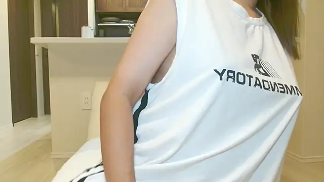 Snapshot of _hina_chan_ chatting on 21, 9, 2025  hina chan  online show from 21, 9, 2025