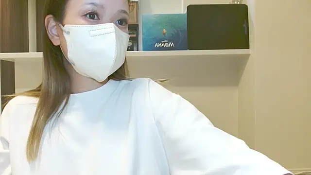 Snapshot of _hina_chan_ chatting on 1, 10, 2025  hina chan  online show from 1, 10, 2025