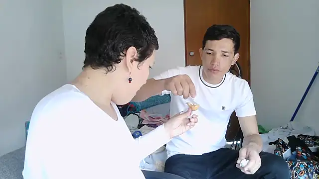 luxandracon23 online show from 15, 2, 2026