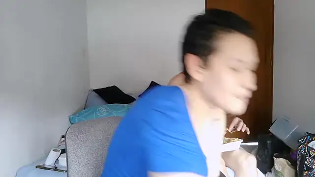 luxandracon23 online show from 8, 2, 2026