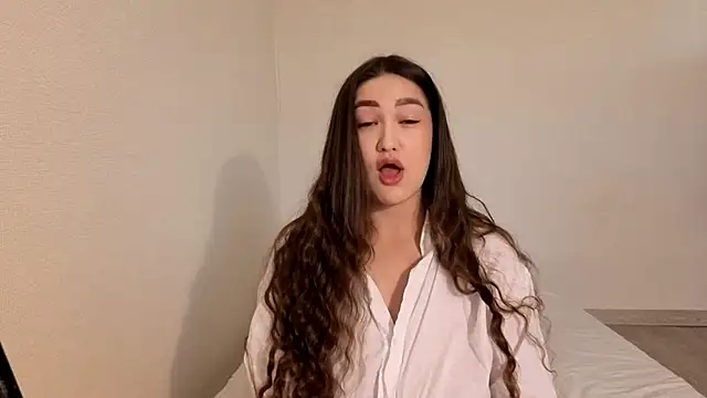 Aria Blisss online show from 3, 6, 2026