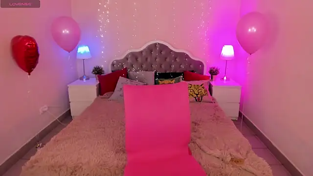 Aria Blisss online show from 13, 2, 2025