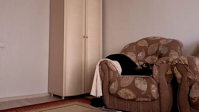 Aria Blisss online show from 28, 4, 2026