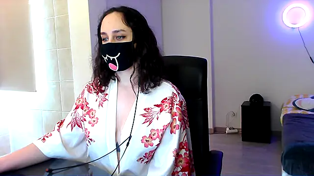 GummyPeachh online show from 3, 12, 2024