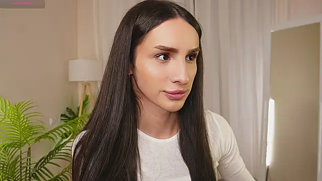 Kim Oberlin  online show from 3, 12, 2025