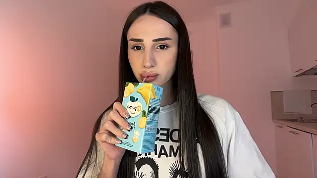 Kim Oberlin  online show from 23, 4, 2026