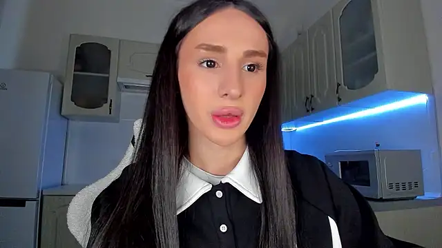 Kim Oberlin  online show from 5, 2, 2026