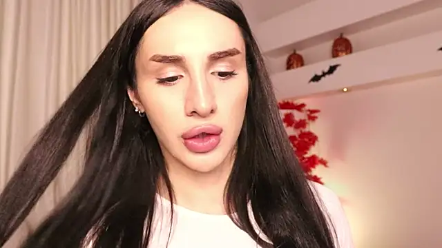 Snapshot of Kim_Oberlin_ chatting on 28, 10, 2025 Kim Oberlin online show from 28, 10, 2025