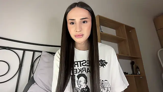 Kim Oberlin  online show from 24, 4, 2026