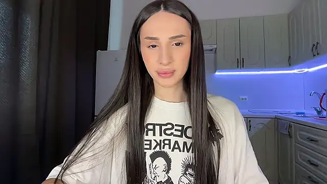 Kim Oberlin  online show from 6, 3, 2026