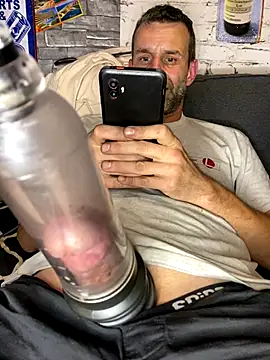 Snapshot of Gilgamesch1704 chatting on 18, 9, 2025 Gilgamesch1704 online show from 18, 9, 2025