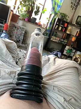 Snapshot of Gilgamesch1704 chatting on 8, 3, 2025 Gilgamesch1704 online show from 8, 3, 2025