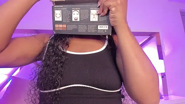 SophiaSmiiths  online show from 17, 4, 2026