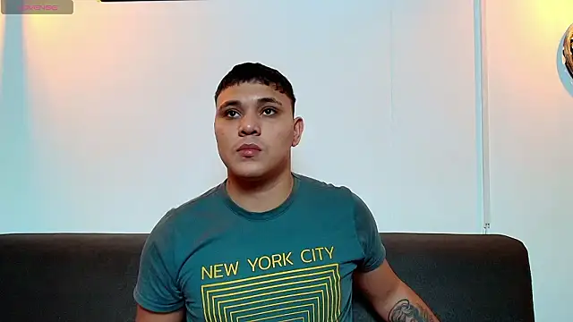 couple lovelyds online show from 11, 2, 2026