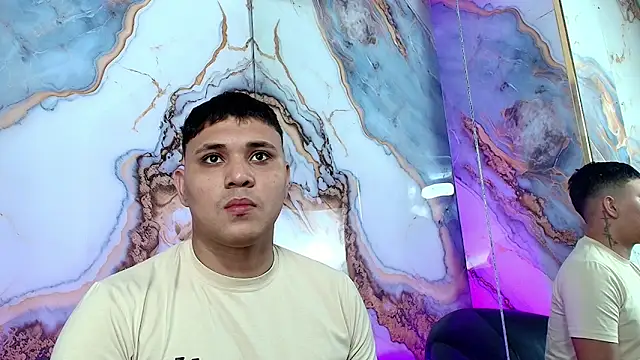 couple lovelyds online show from 7, 2, 2026