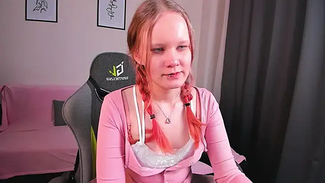 boostyboobs online show from 18, 2, 2025