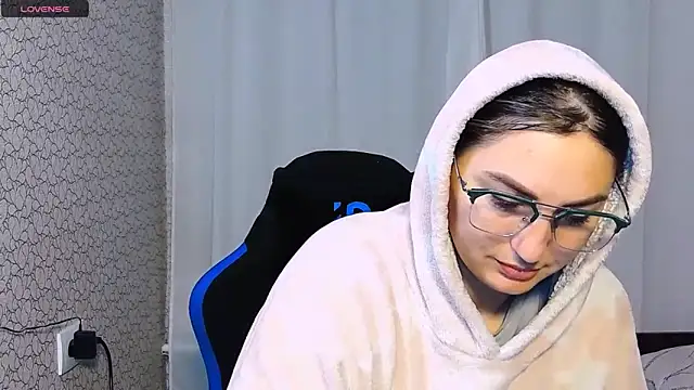 Snapshot of JaneLaJewel chatting on 2, 11, 2025 JaneLaJewel online show from 2, 11, 2025