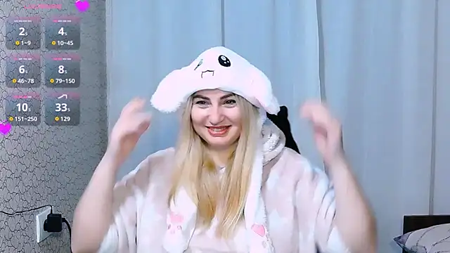 Snapshot of JaneLaJewel chatting on 31, 10, 2025 JaneLaJewel online show from 31, 10, 2025