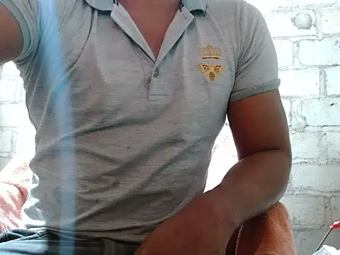 Snapshot of fernandez_latinblackk chatting on 3, 10, 2025 fernandez latinblackk online show from 3, 10, 2025