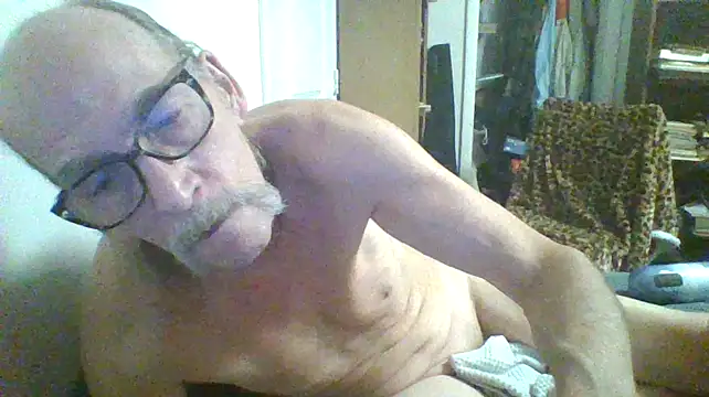 friendlychat1 online show from 5, 10, 2025