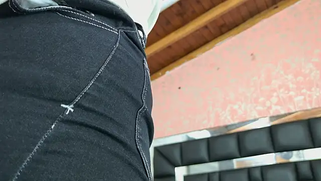 Sofia martiin online show from 23, 10, 2025