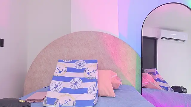 Sofia martiin online show from 25, 11, 2025