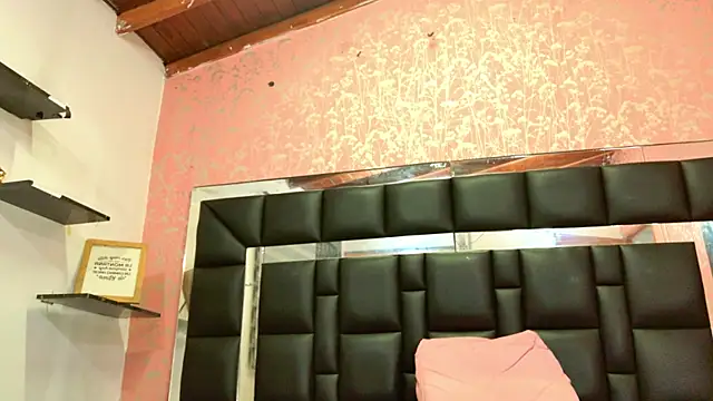 Sofia martiin online show from 11, 11, 2025