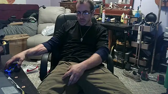 ScubaStevex online show from 2, 11, 2025