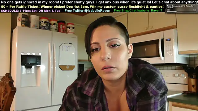 IsabelleRaven online show from 6, 11, 2025