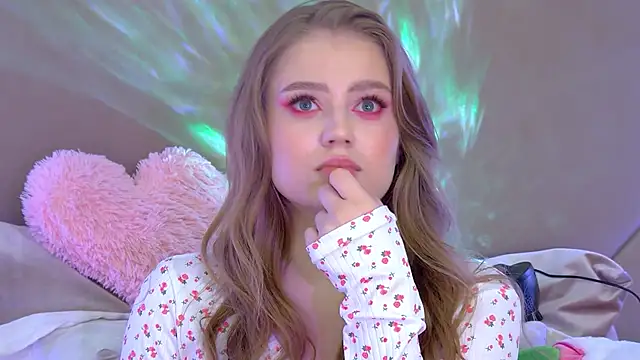 SelinSwarovski online show from 9, 10, 2025