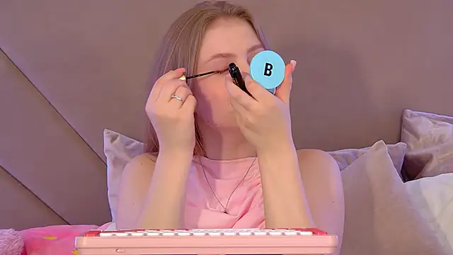 SelinSwarovski online show from 28, 11, 2025