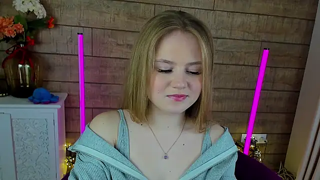 SelinSwarovski online show from 2, 3, 2025