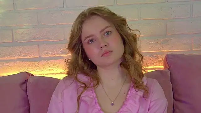 SelinSwarovski online show from 6, 11, 2025