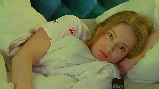 SelinSwarovski online show from 10, 3, 2026