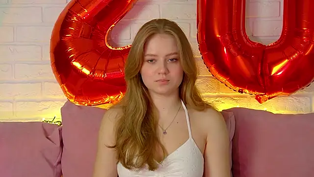 SelinSwarovski online show from 9, 9, 2025