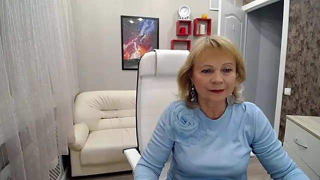 Milla Cutie18 online show from 11, 10, 2025